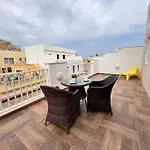 Elegant Penthouse In St Julians Stj28