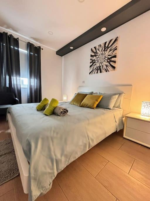Elegant Penthouse In St Julians Stj28 Apartment Saint Julian's